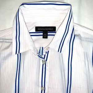 Banana Republic Collared Button Down Blue Pink XS